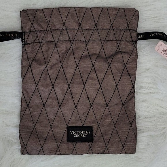 Victoria's Secret black drawstring bags Set of two - Picture 6 of 10